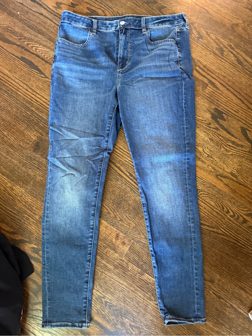 American Eagle Outfitters Women's Mid/ Dark Blue Skinny Jeans